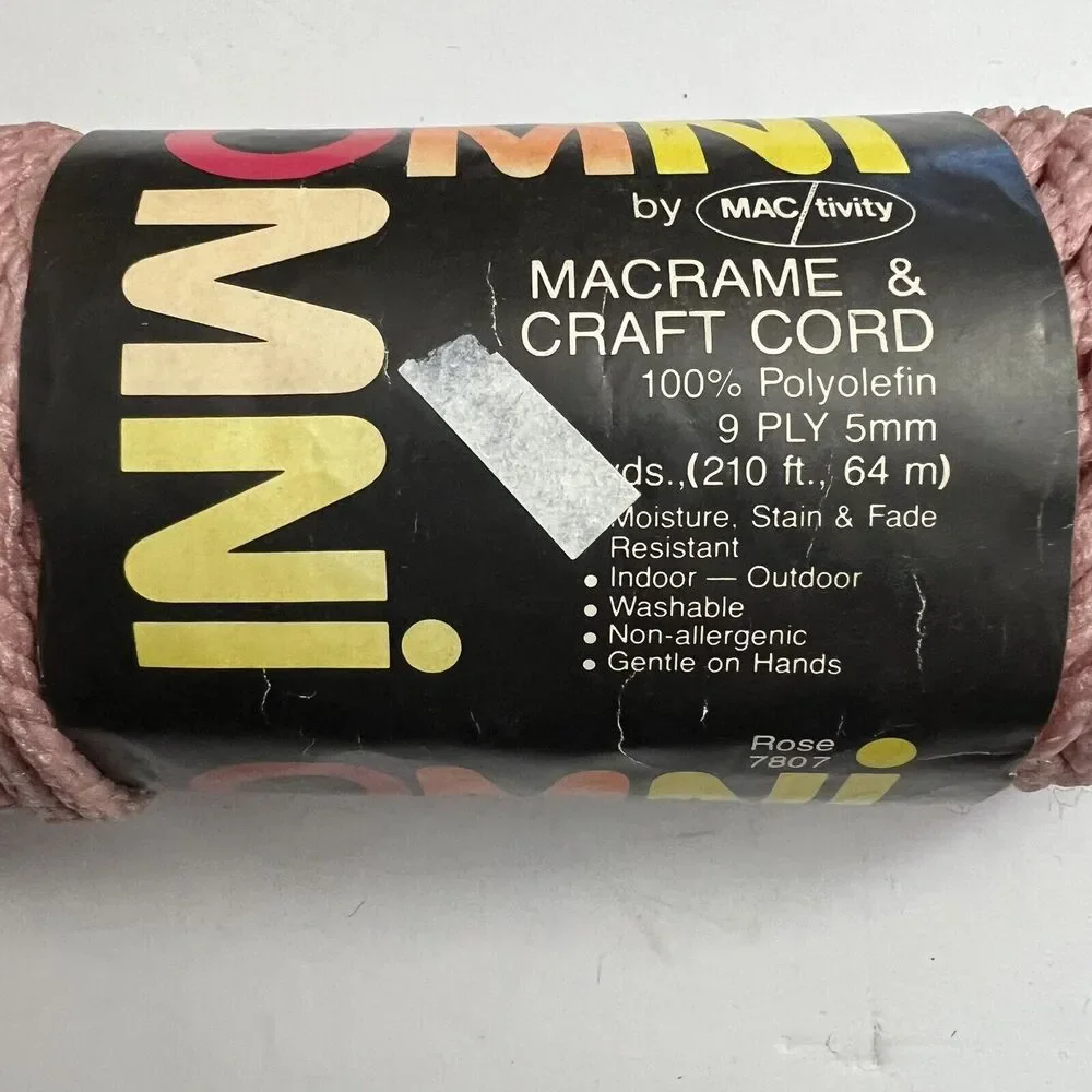 Omni vintage macramé