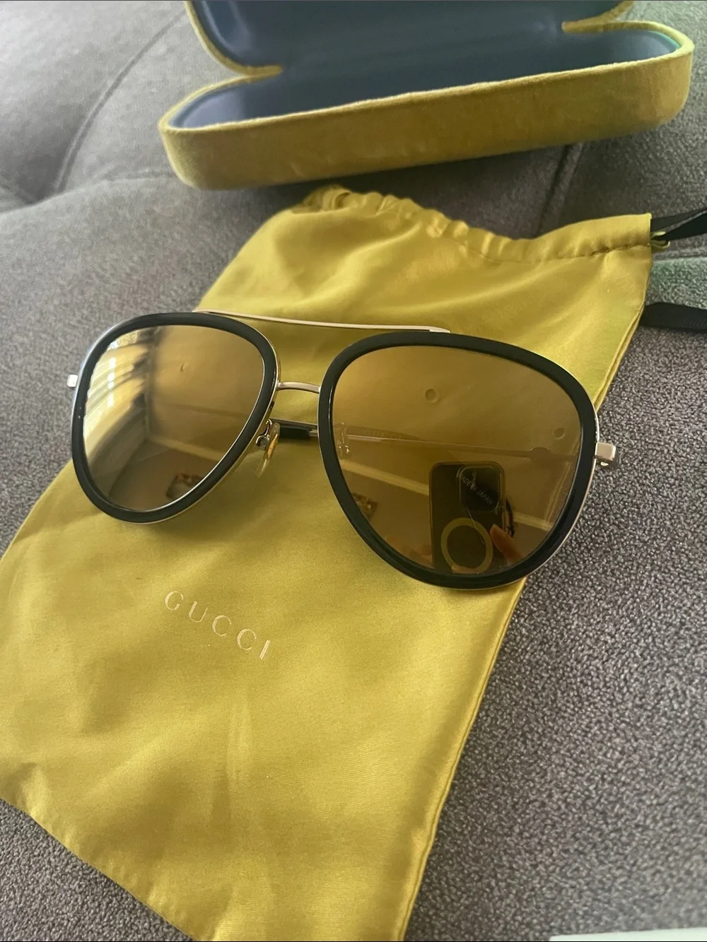 Gucci classic aviator