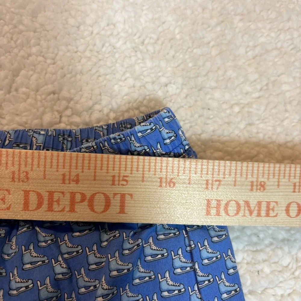 Vineyard Vines get ready