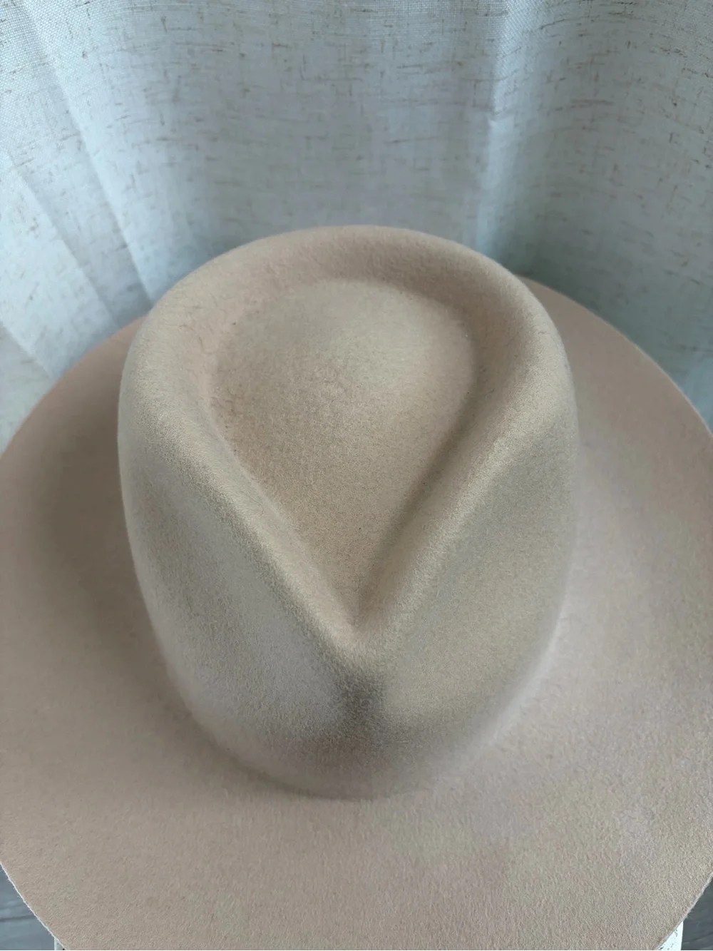 Gigi Pip Cream 3