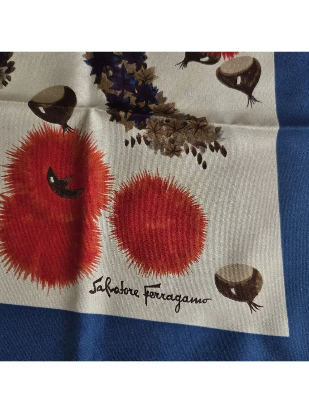 Salvatore Ferragamo 34 missing