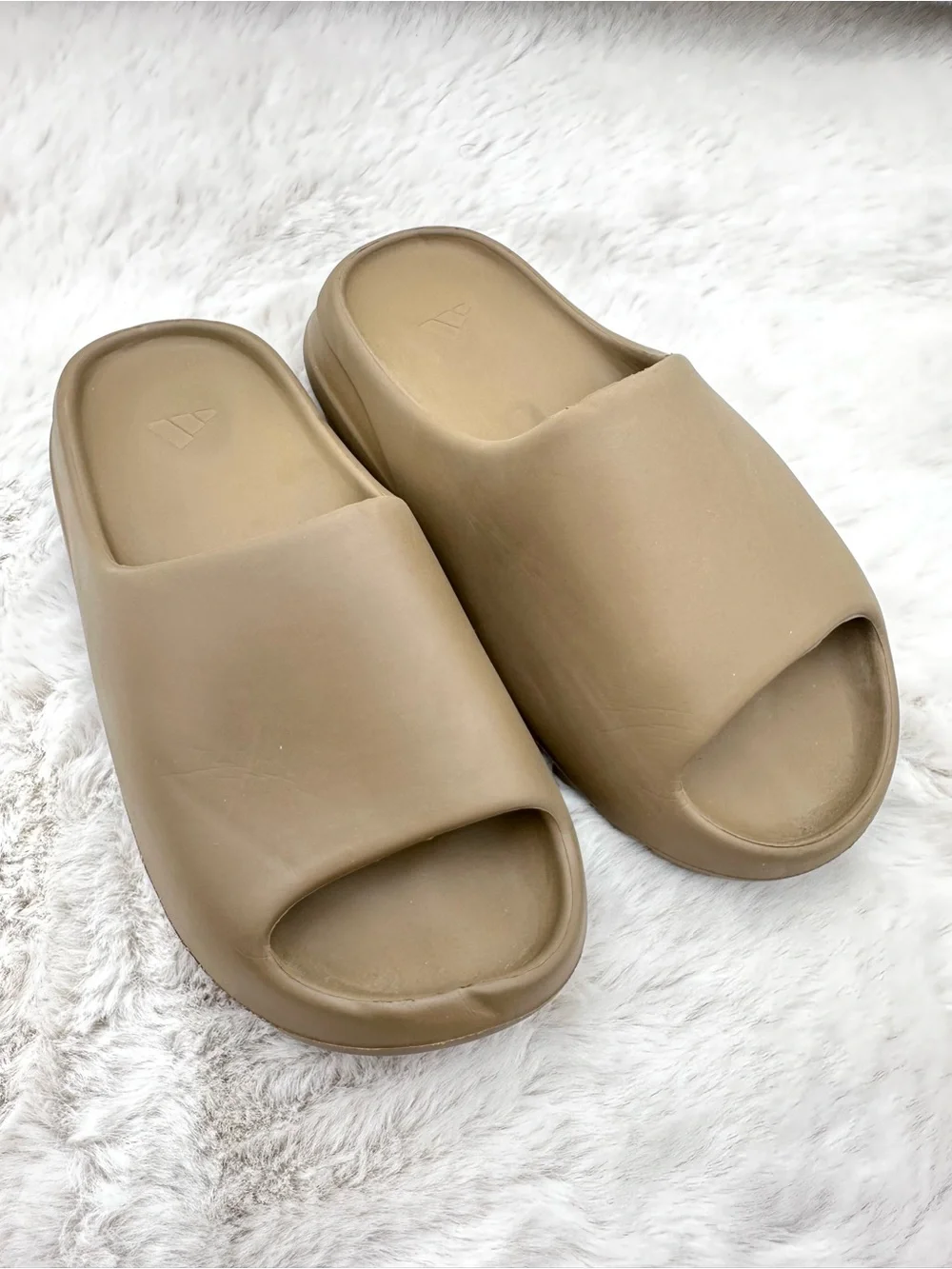 Adidas Yeezy Slide Pure Mens Size 7 Slip On Sandals