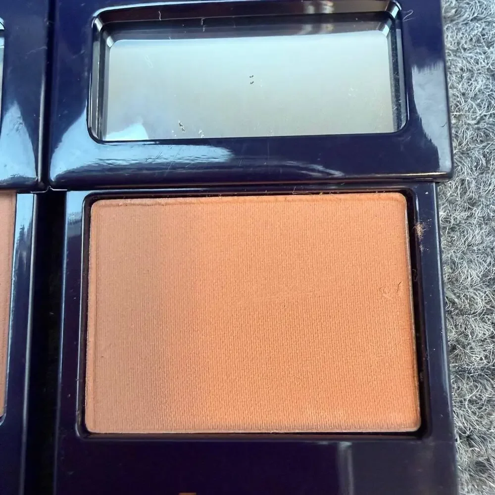 Estée Lauder cosmetic product