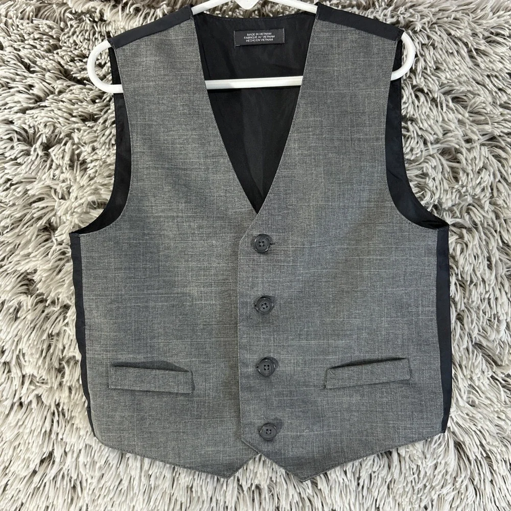 Van Heusen Boys Suit‎ Vest 4 Button Size 6 Gray Formal Casual Preppy Sleeveless