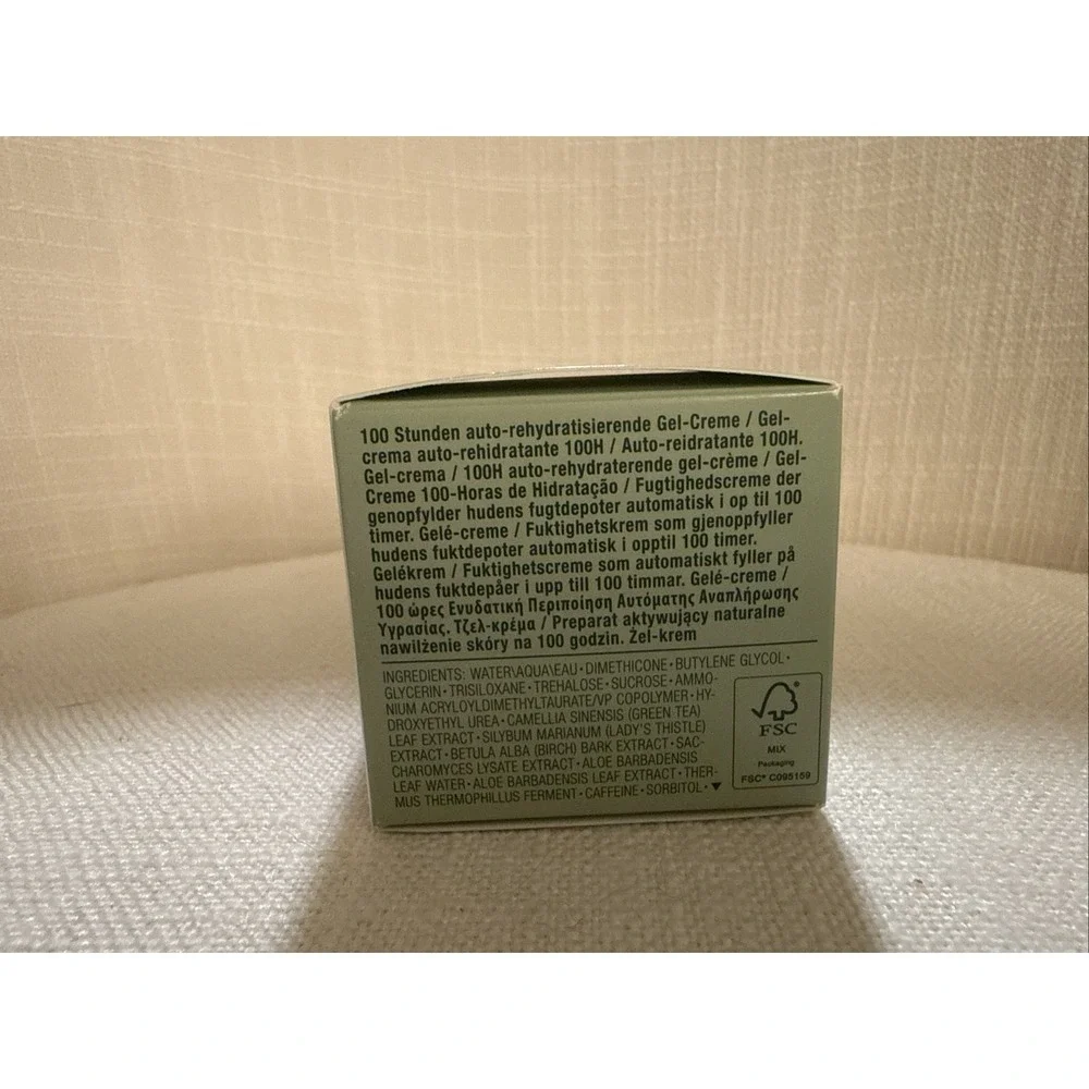 Clinique moisture surge