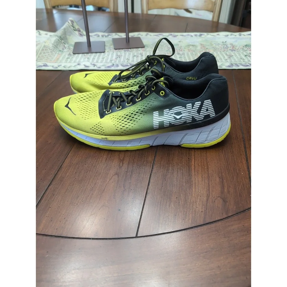 Hoka One One hookah men