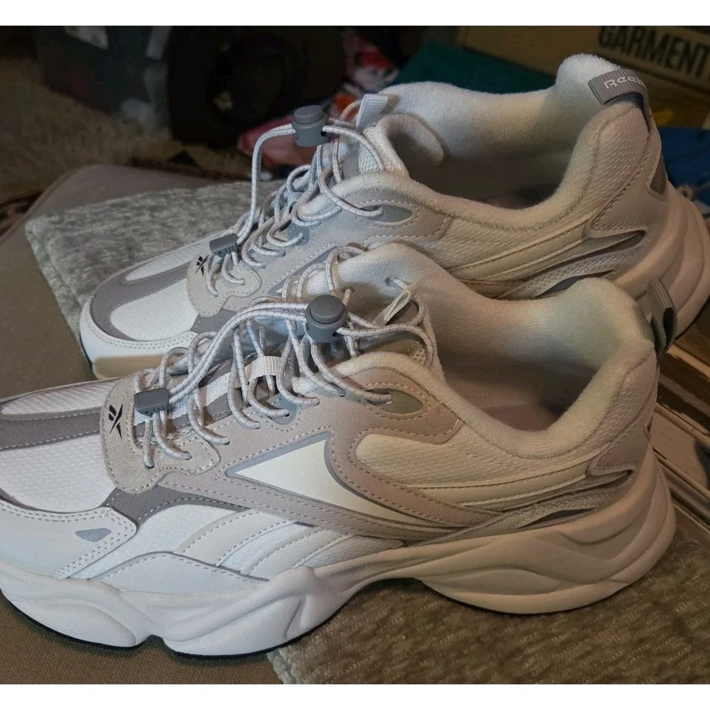 Reebok road prime