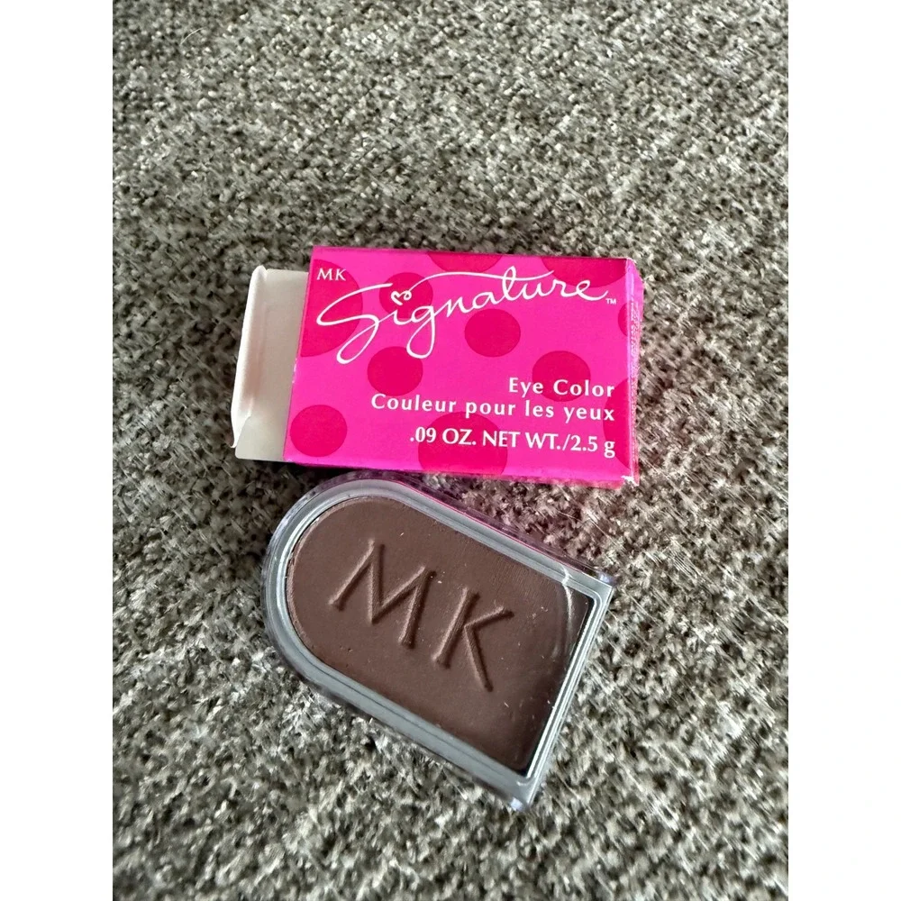 New In Box Mary Kay Signature Eye Color Whipped Cocoa‎