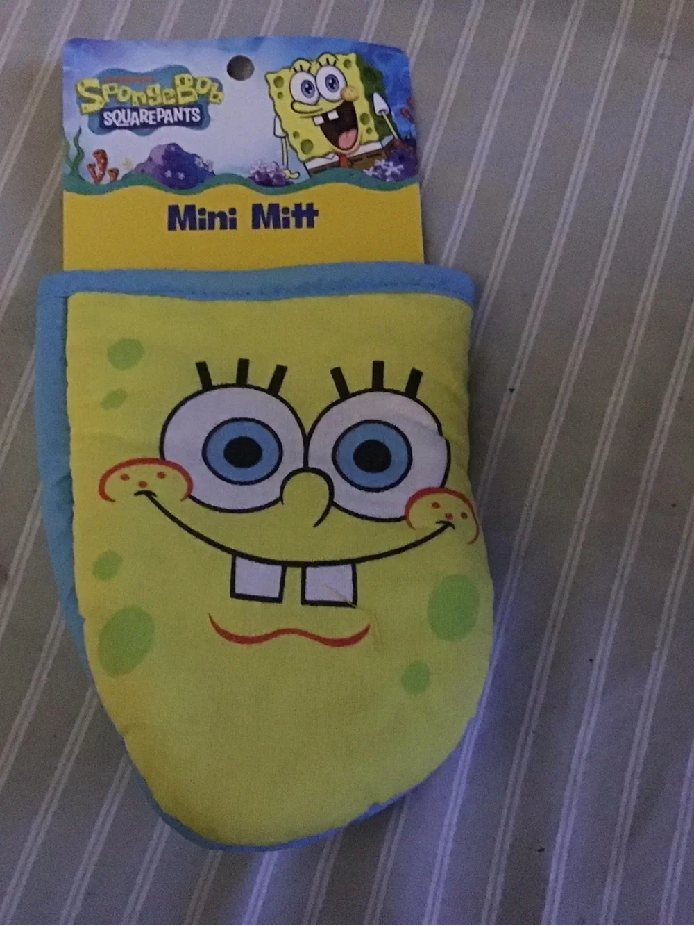 SpongeBob SquarePants pot holder and mini mit