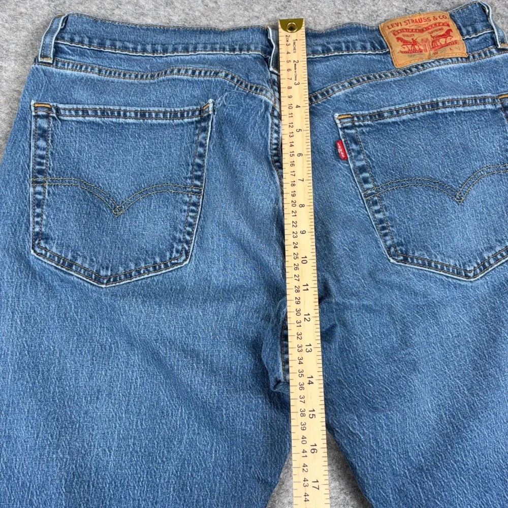 Levis great please