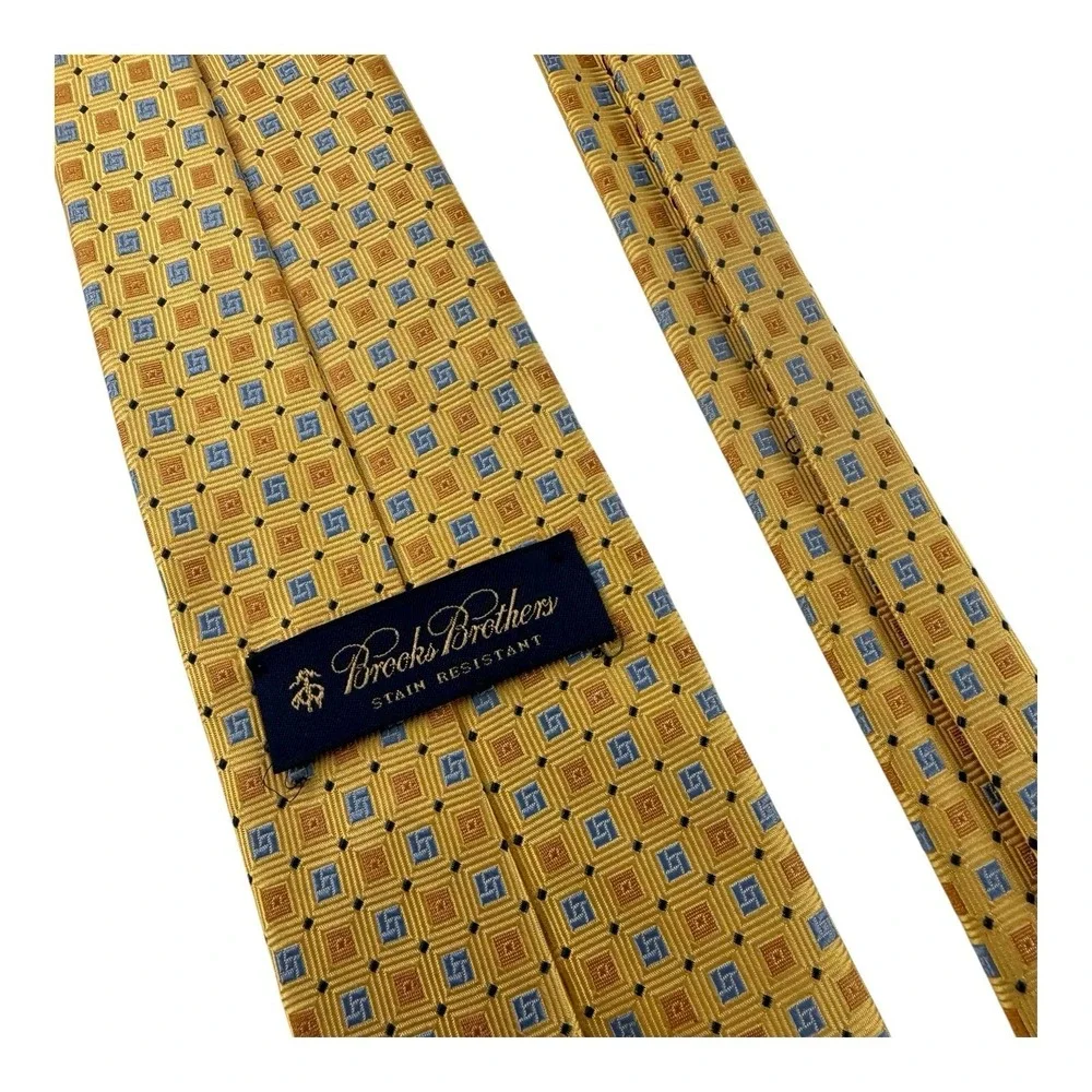 Brooks Brothers description elevate