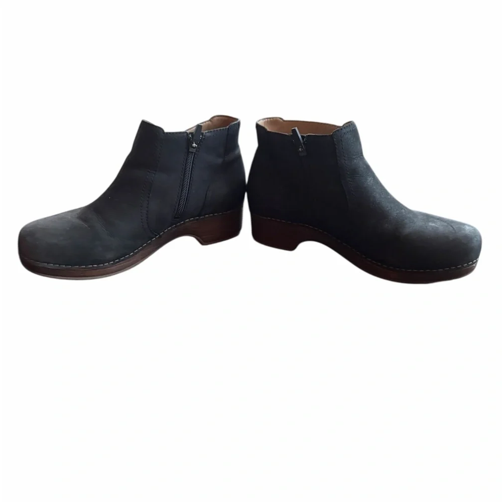 Dansko black barbara