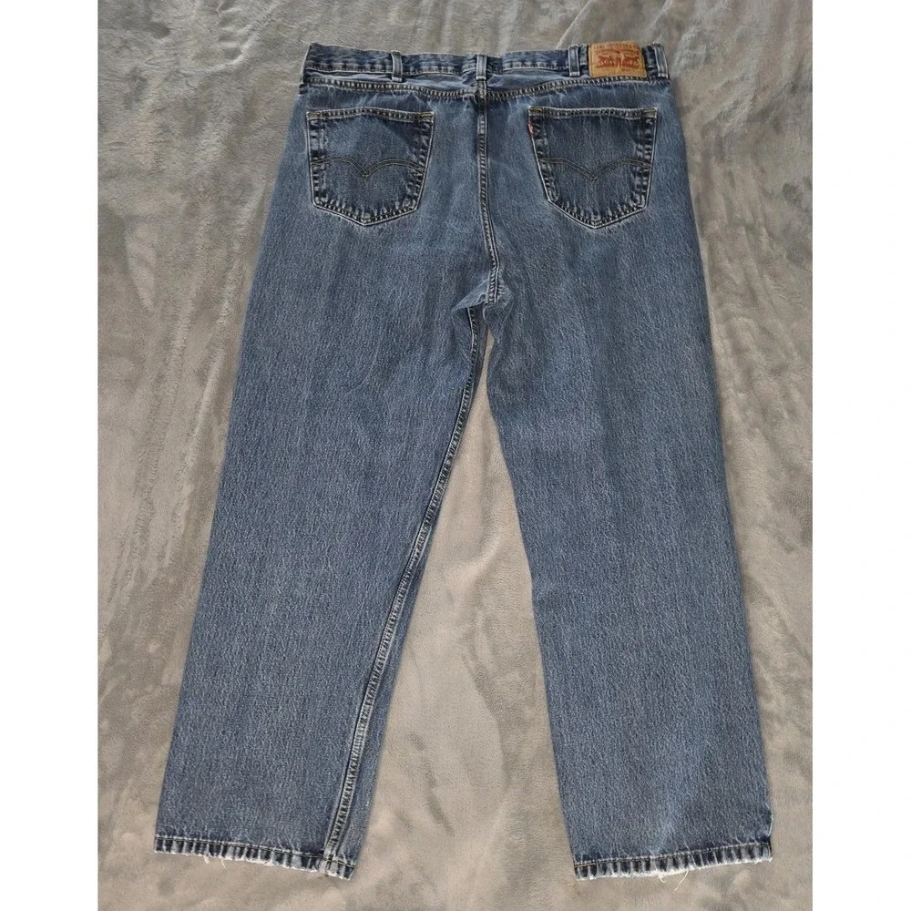 Levi's 550 Denim Blue Jeans Mens 42x 32 Measures 40x30‎