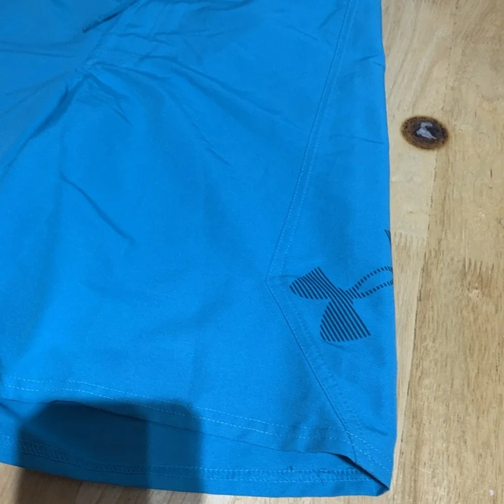 Under Armour men solid waist