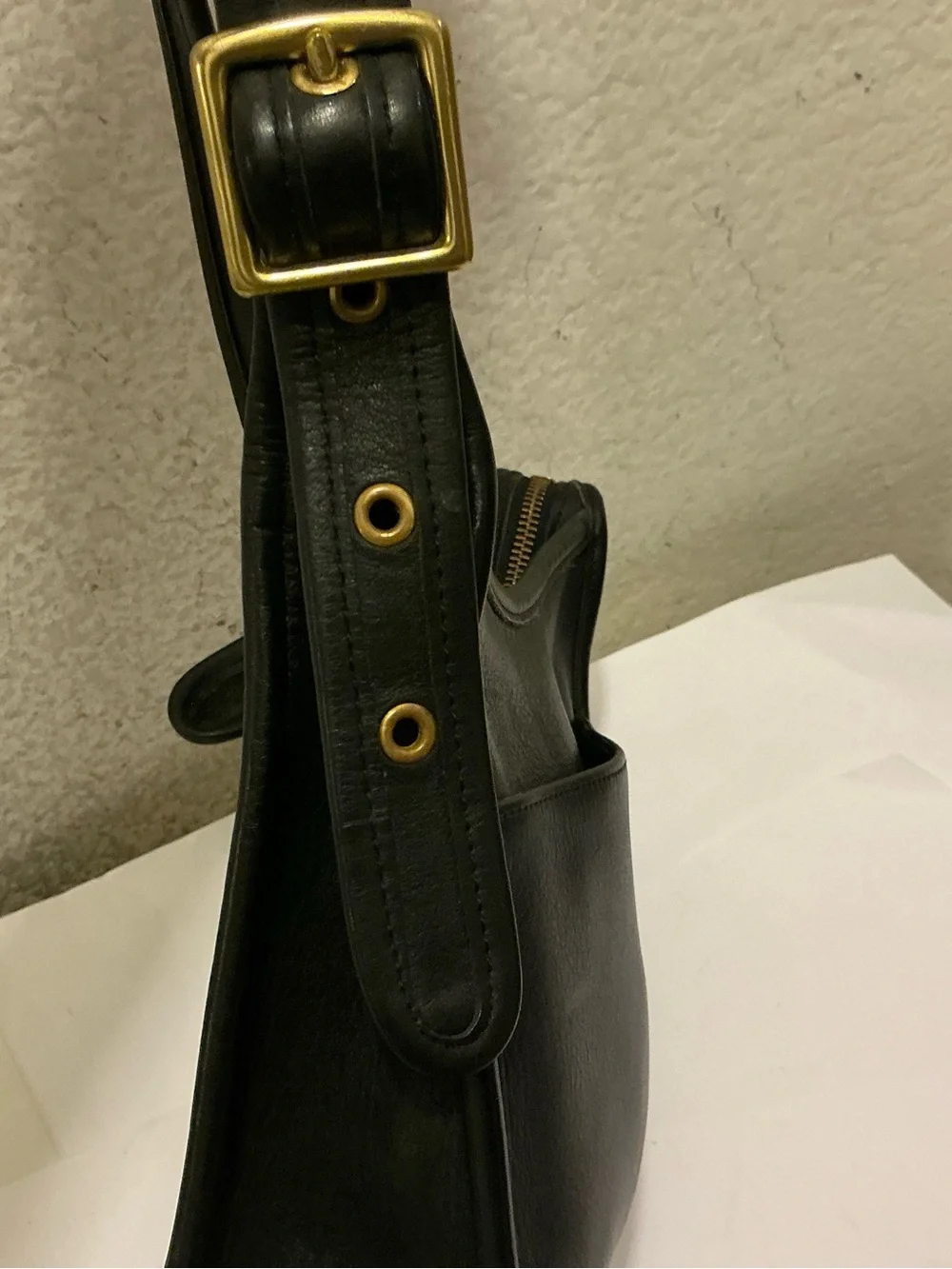 Coach compact black