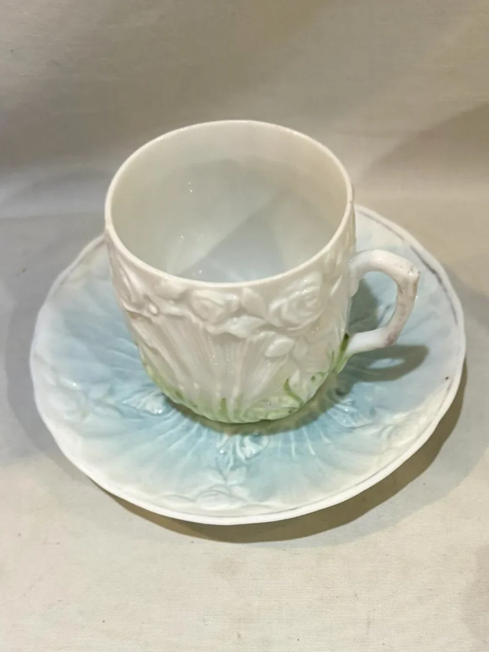 N/A antique porcelain