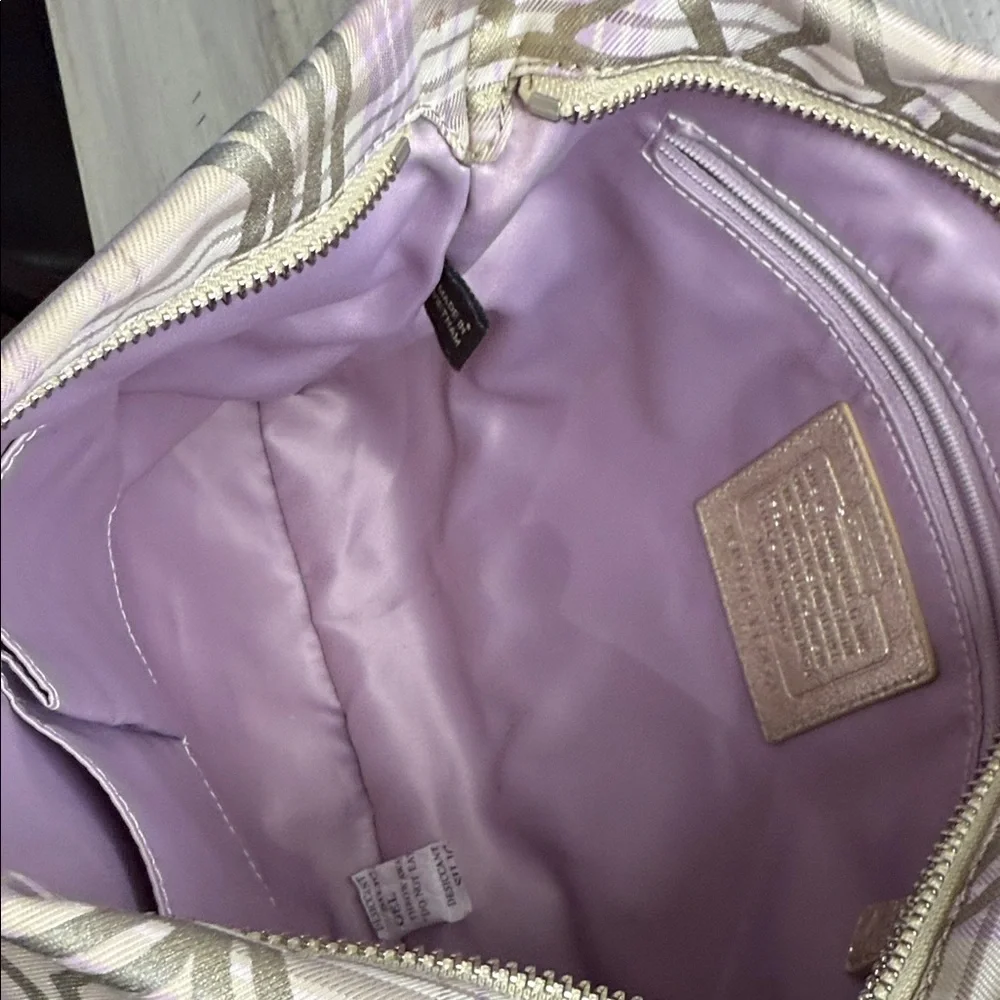 Coach elegant shoulder