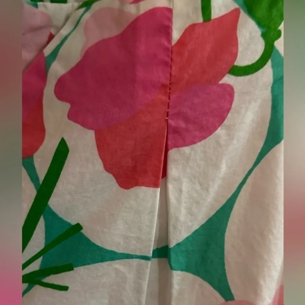 Lilly Pulitzer sides see able