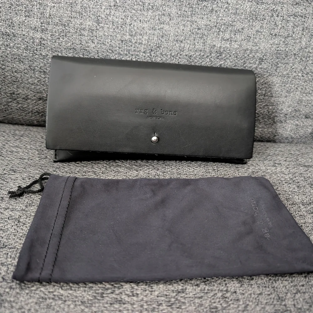 The Row structured black