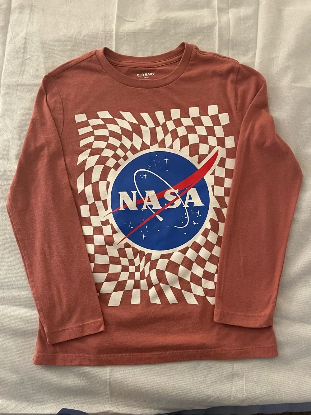 Old Navy they message boys