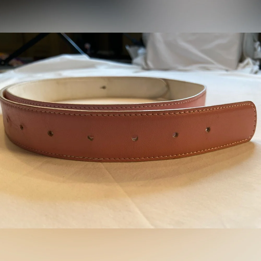 Alessandro Albanese Light‎ pink and White Leather belt strap size 46” long