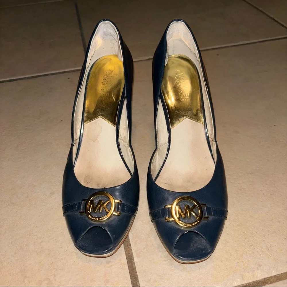 Michael Kors classic navy