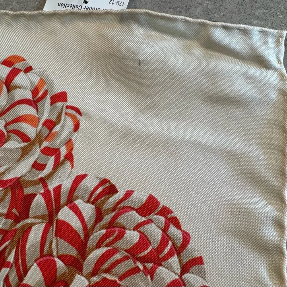 Gucci authentic silk