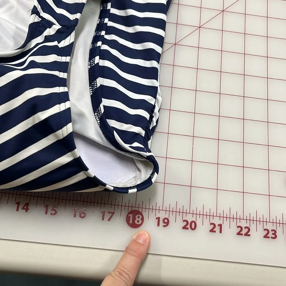 LAND'S END Navy/WHT Stripe High Neck Modest/Full Coverage Tankini Swim Top 16DD