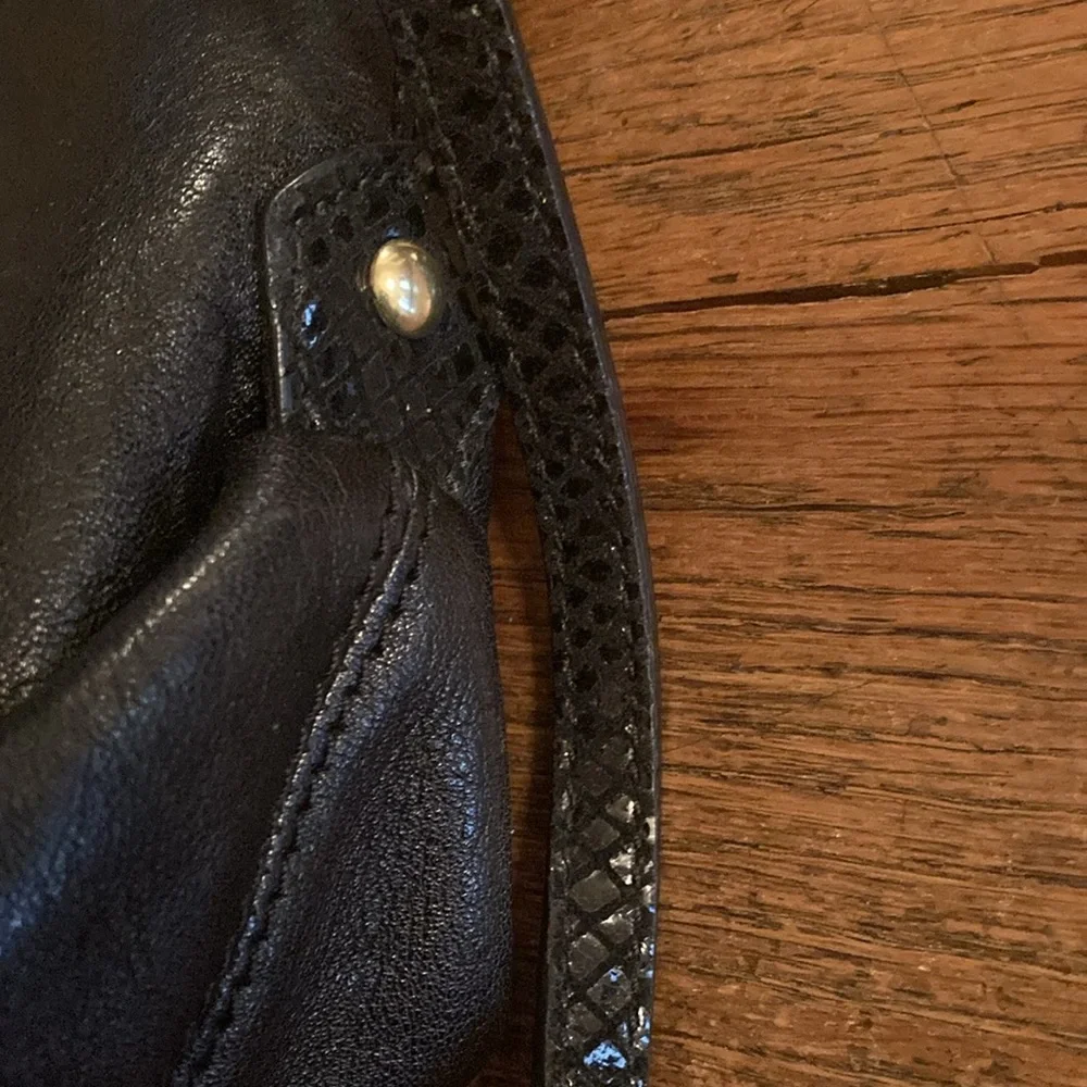 Coach Ashley Leather Swingpack Crossbody Bag EUC