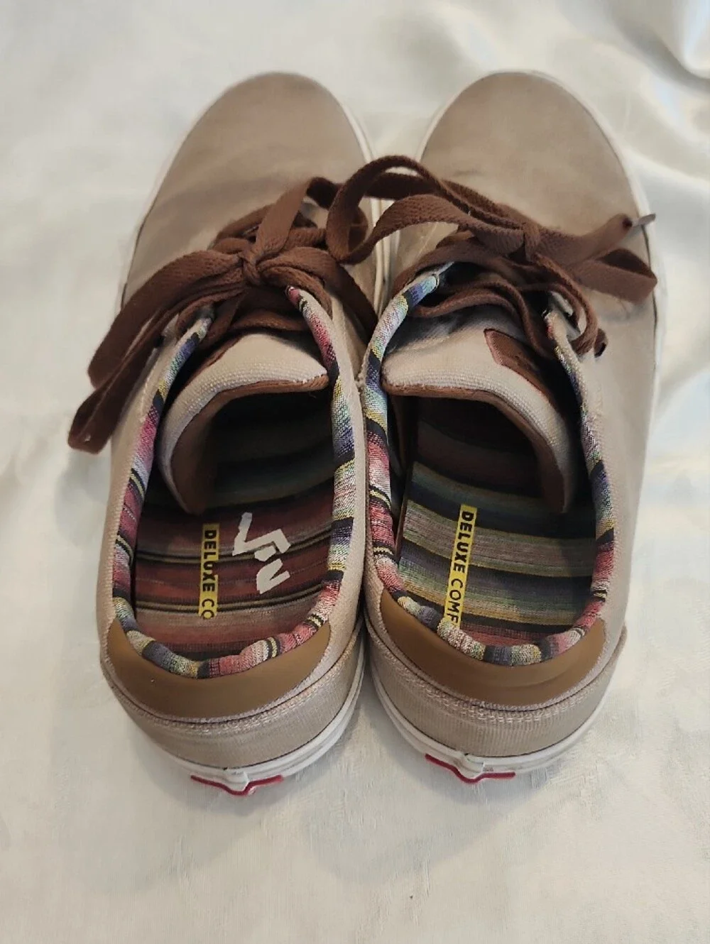 Vans low top
