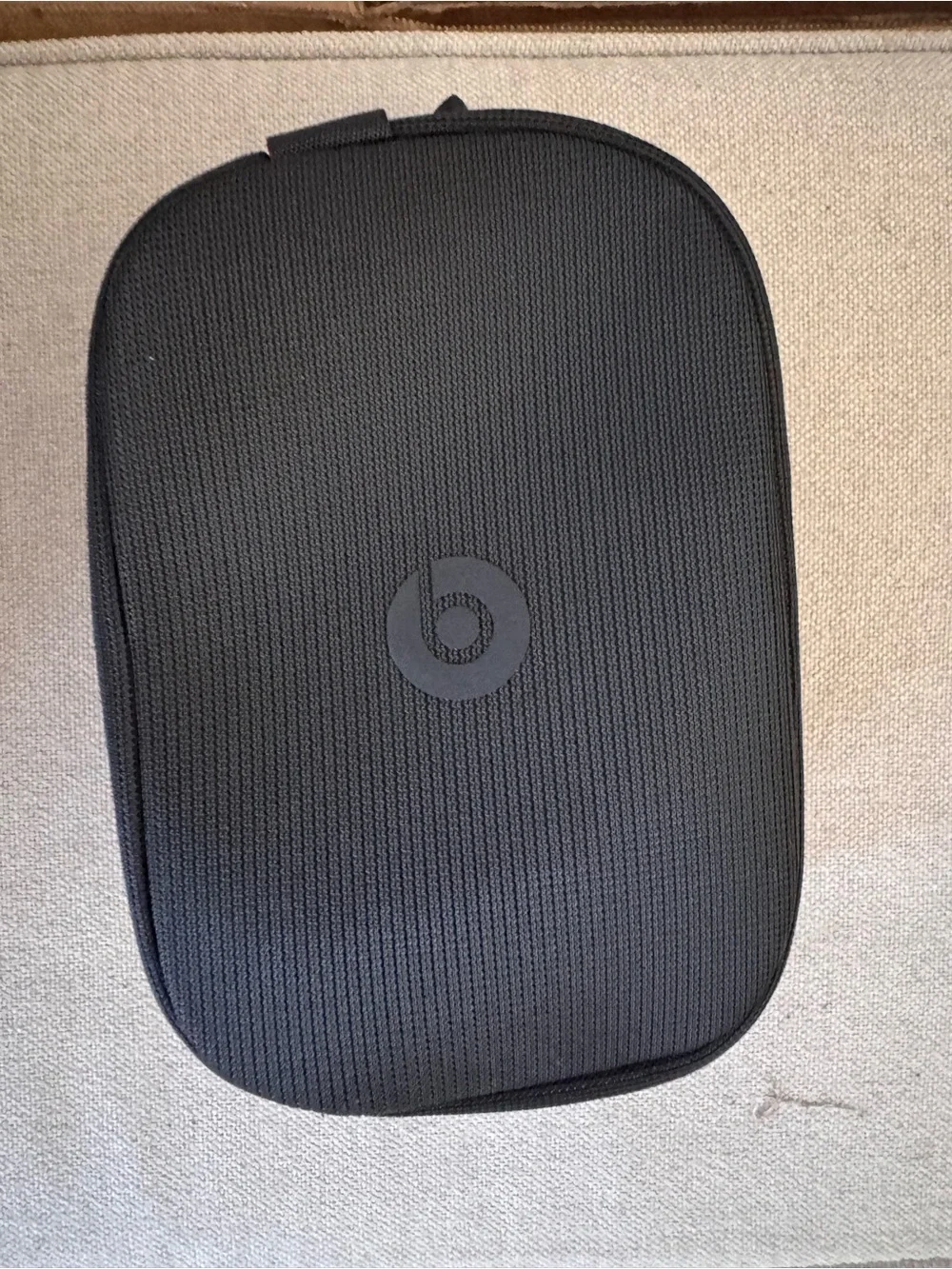 Beats by Dre structured protective