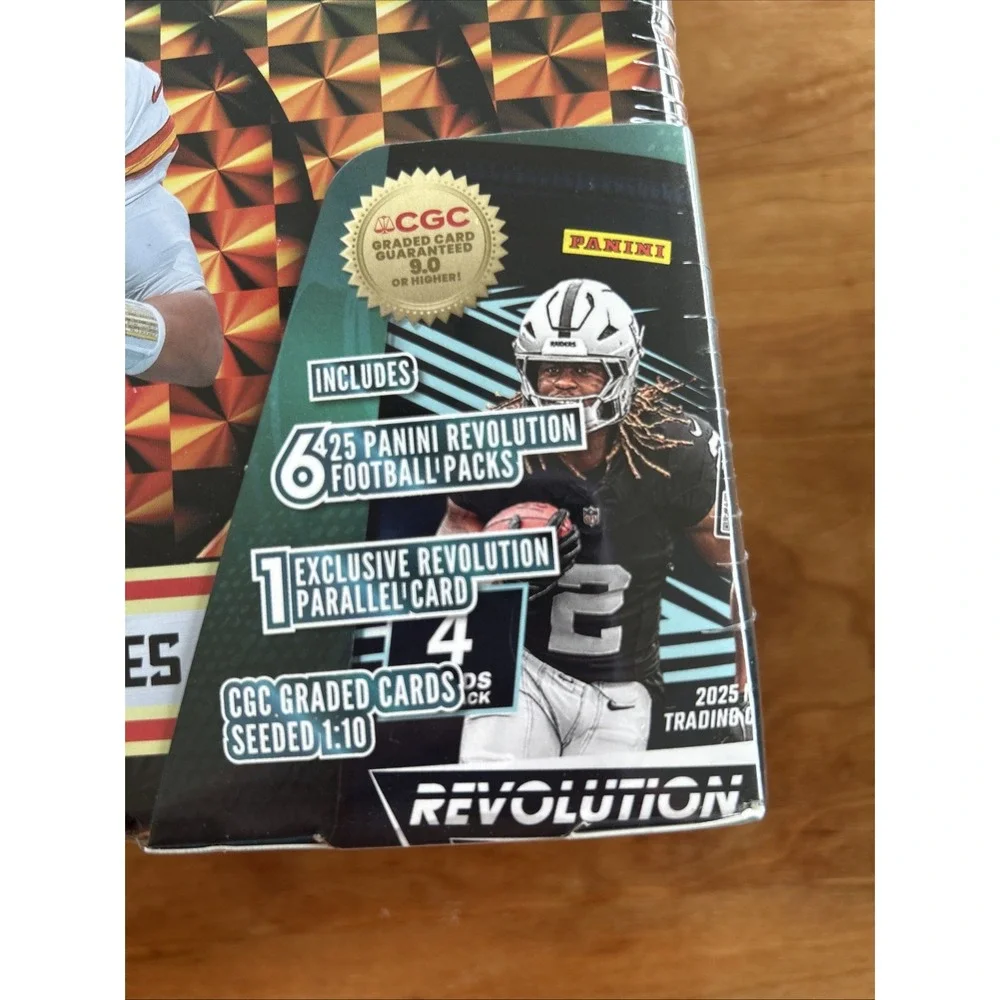 PATRICK MAHOMES PANINI COLLECTORS LUNCH BOX TIn 1 CGC GRADED‎ CARD 6 PACKS