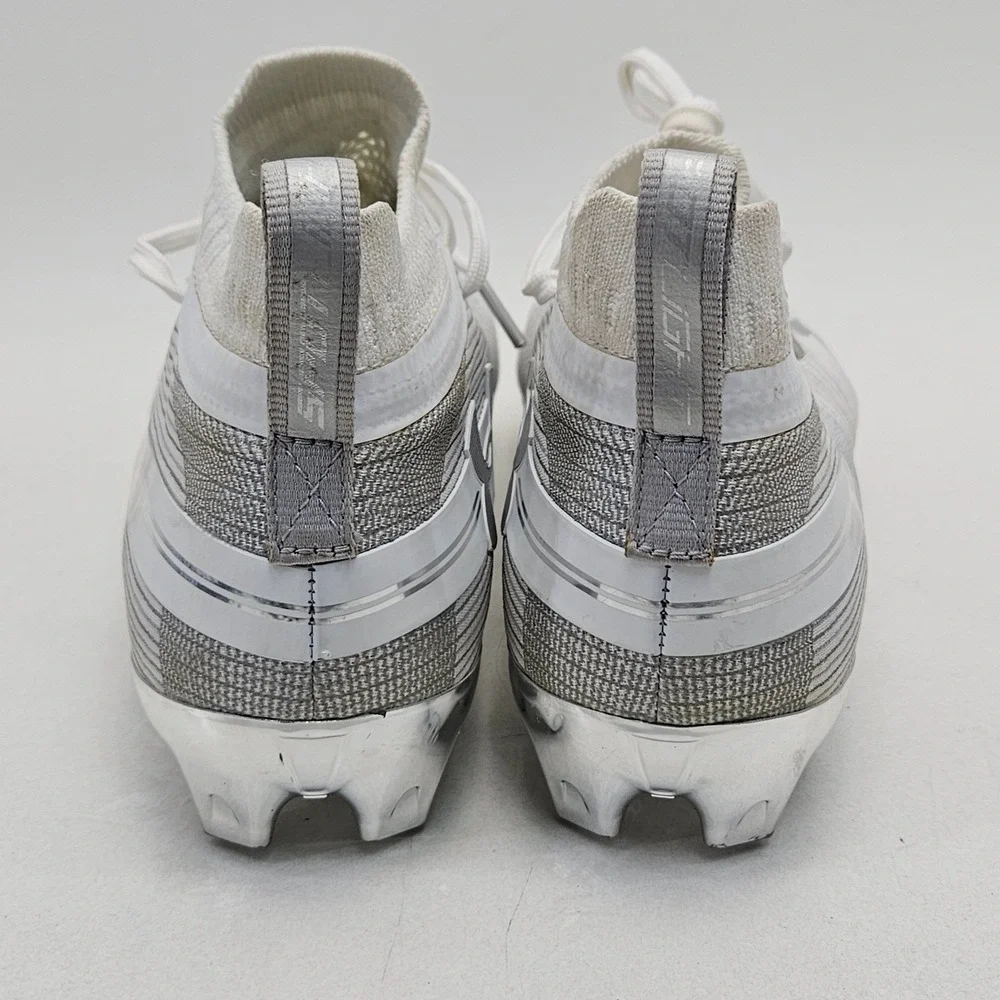 Under Armour Spotlight MC Mens 9 Football Cleats White Silver 3020675-100