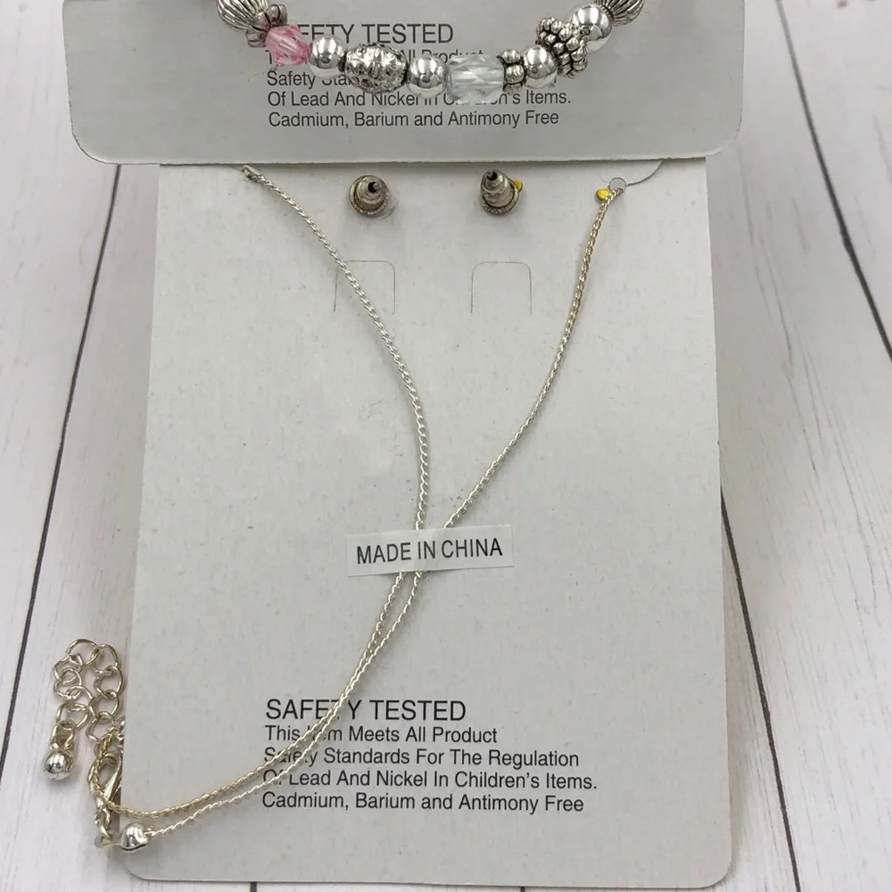 Fashion Jewelry approximately 14