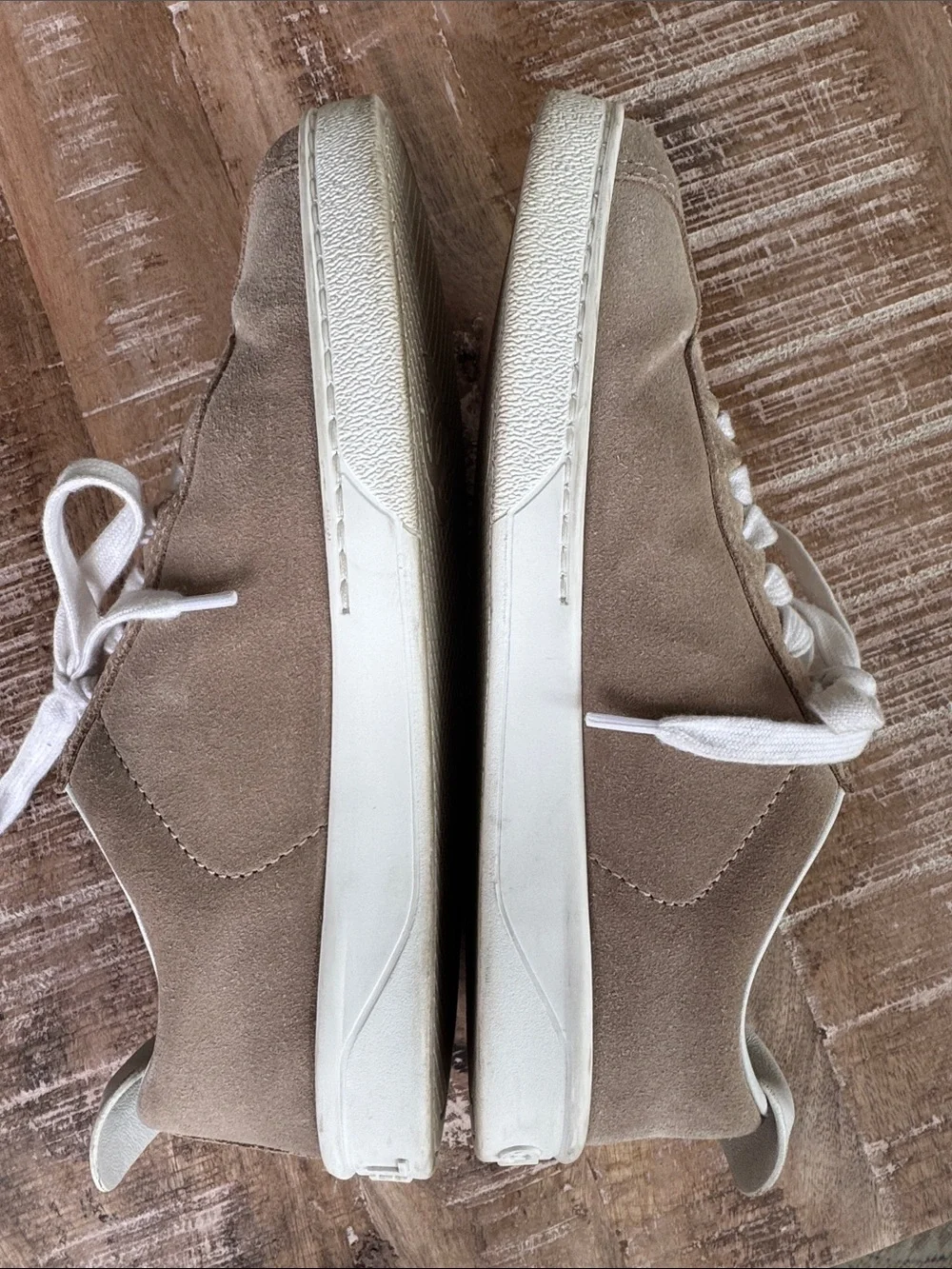 CHANEL suede low