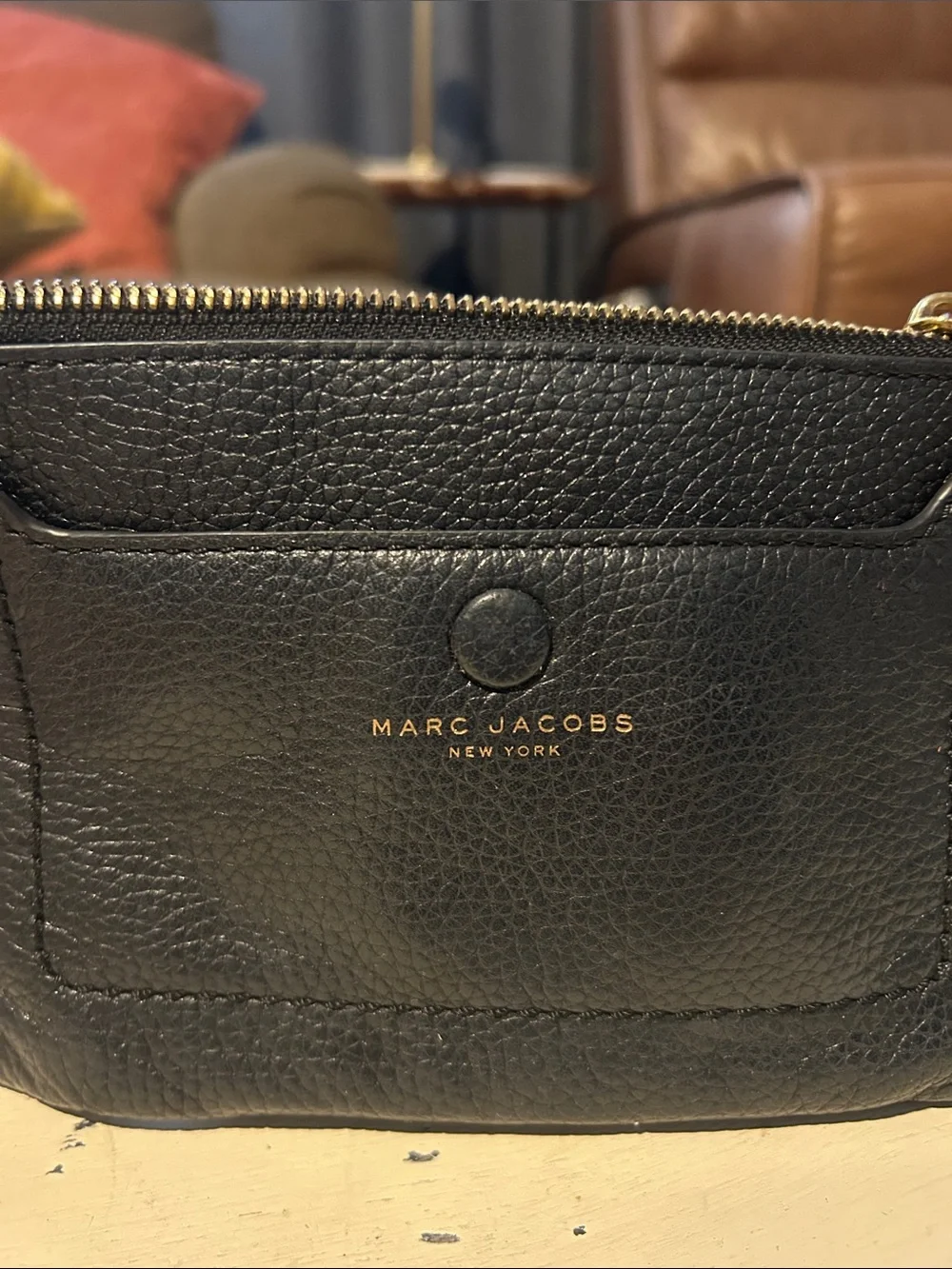 Marc Jacobs compact marc