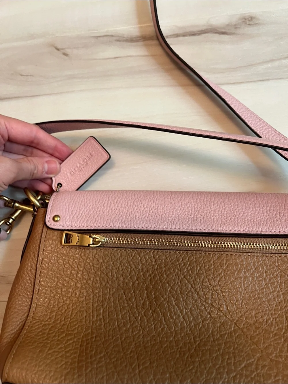 Coach elegant crossbody