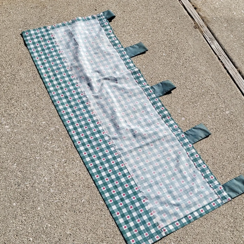 Decorative Apple green and white checkered hanging window curtain Valence