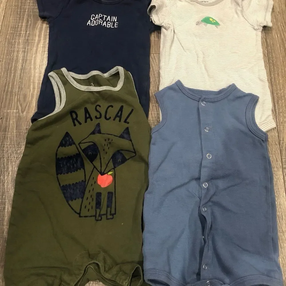 Baby Onesies Set Size 12-18M Set of Baby Rompers with Graphic Designs 4 pieces