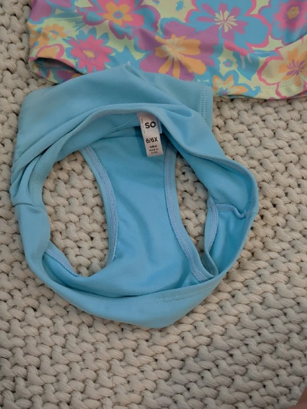 SO light blue