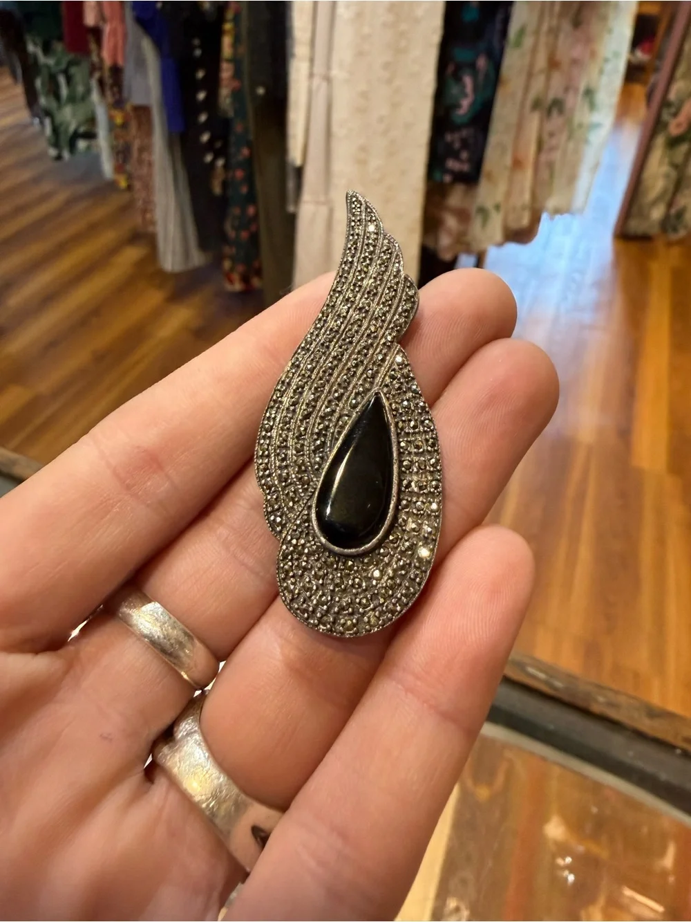 N/A elegant silver