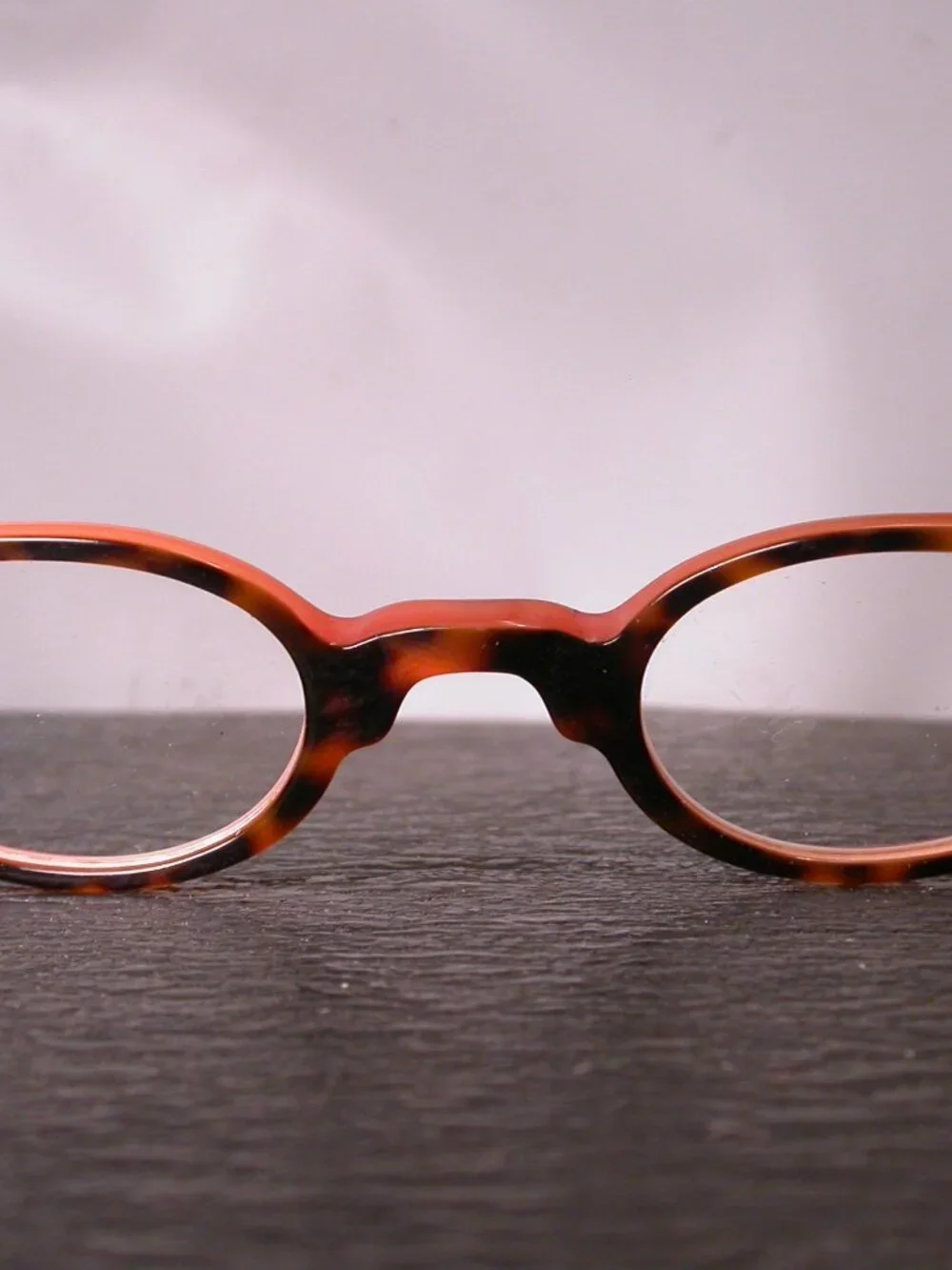 Anne Et Valentin up auction