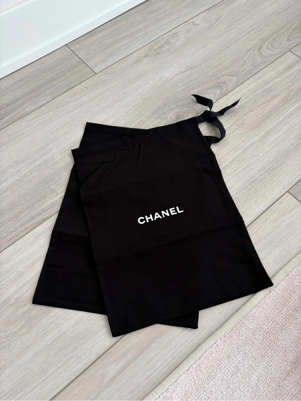 CHANEL slide sandals