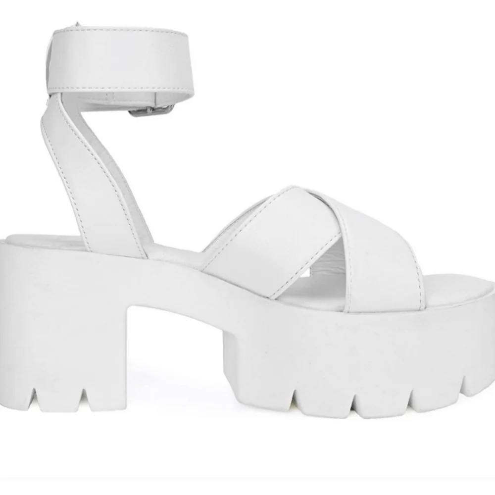 ReadySalted elevated white