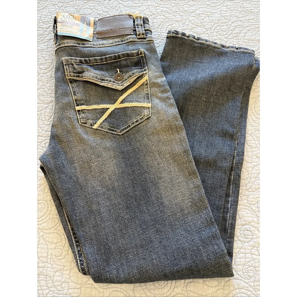 T.K. Axel Men's  32x32 NWT Slim Boot Cut Stretch Denim Blue Jeans