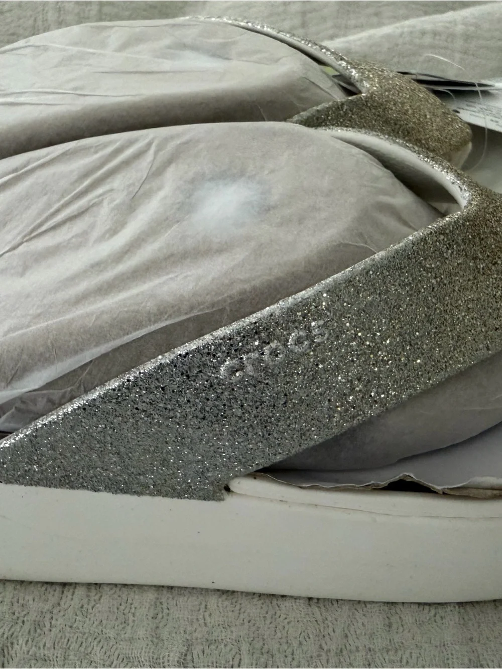 CROCS metallic silver