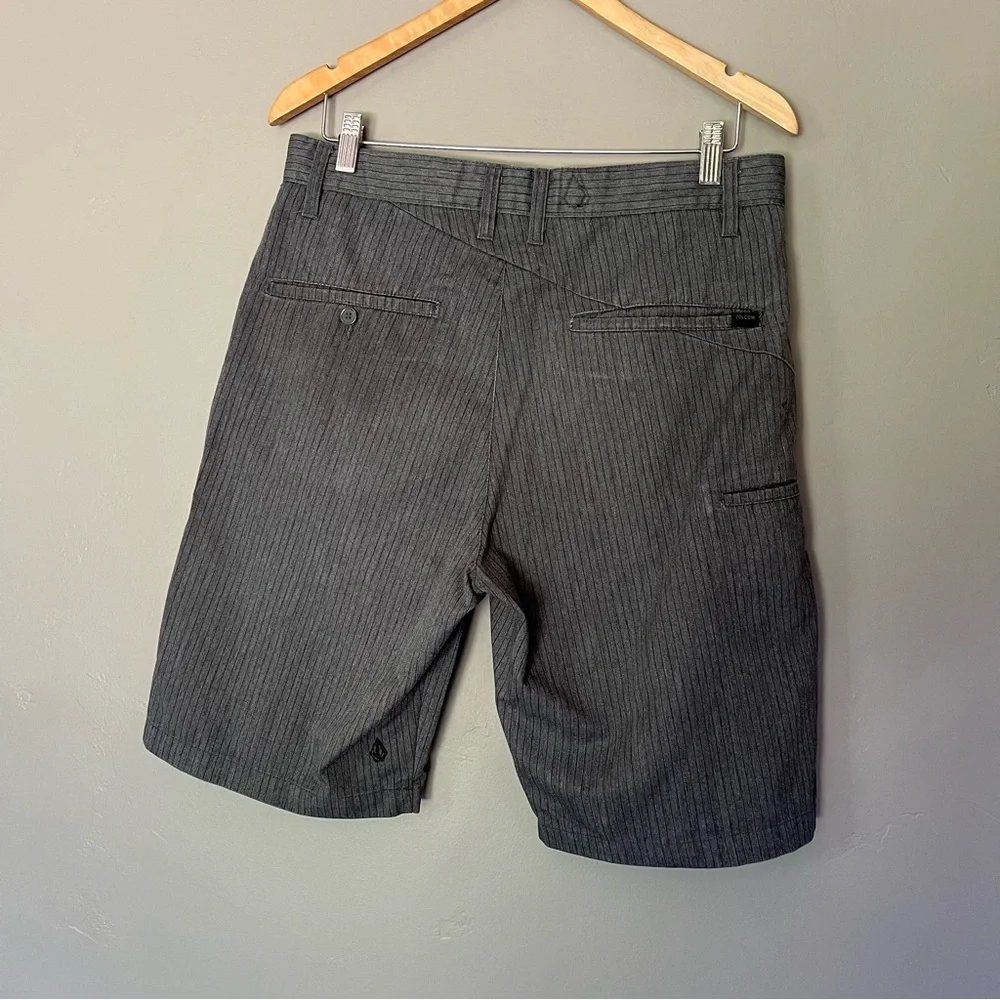 Volcom mens size