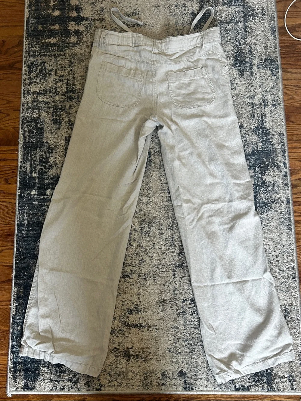 H&M light gray