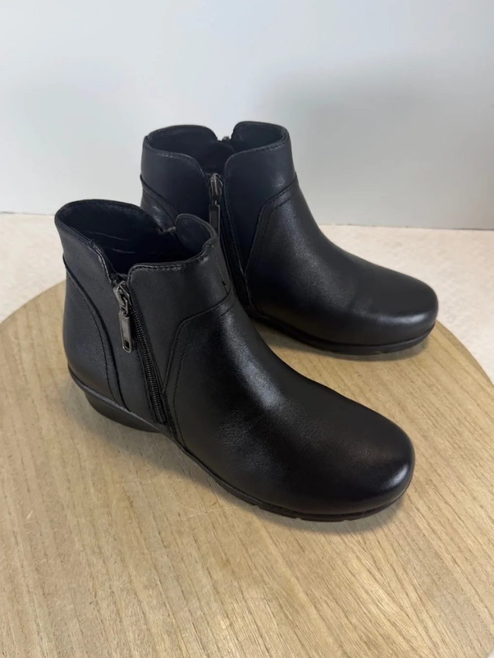 Propet WFX085L Womens 7.5 XX Wide 2E Black Leather Ankle Boots NWOT