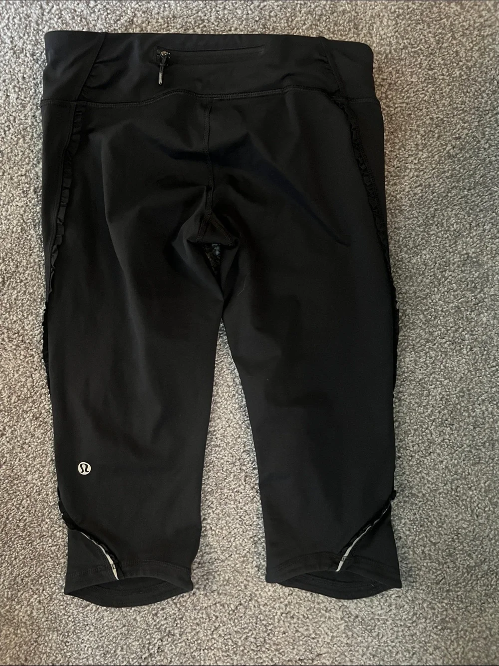 lululemon athletica Black Cropped Workout Leggings